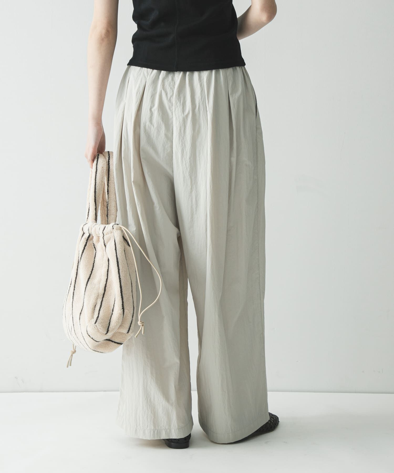 URBAN RESEARCH「『UR TECH』ギャザーワイドパンツ」|その他|