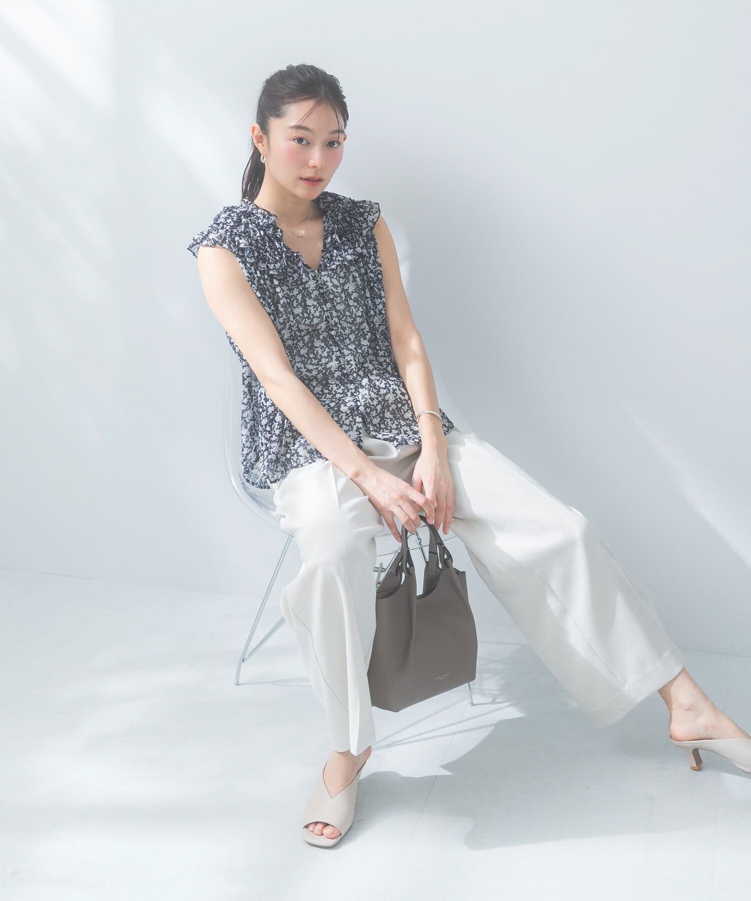 URBAN RESEARCH ROSSO「フラワープリントフリルブラウス」|シャツ・ブラウス|