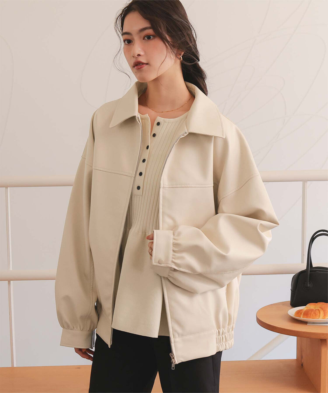 titivate「フェイクレザー/スエードオーバージャケット」|ライダースジャケット|アイボリー