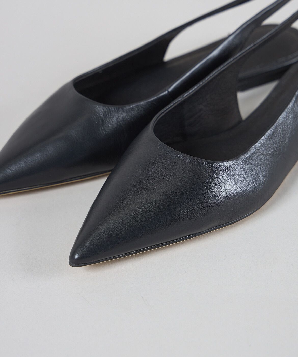 INED「スリングバッグフラットパンプス JAVIER 《TONY BIANCO》」|その他|