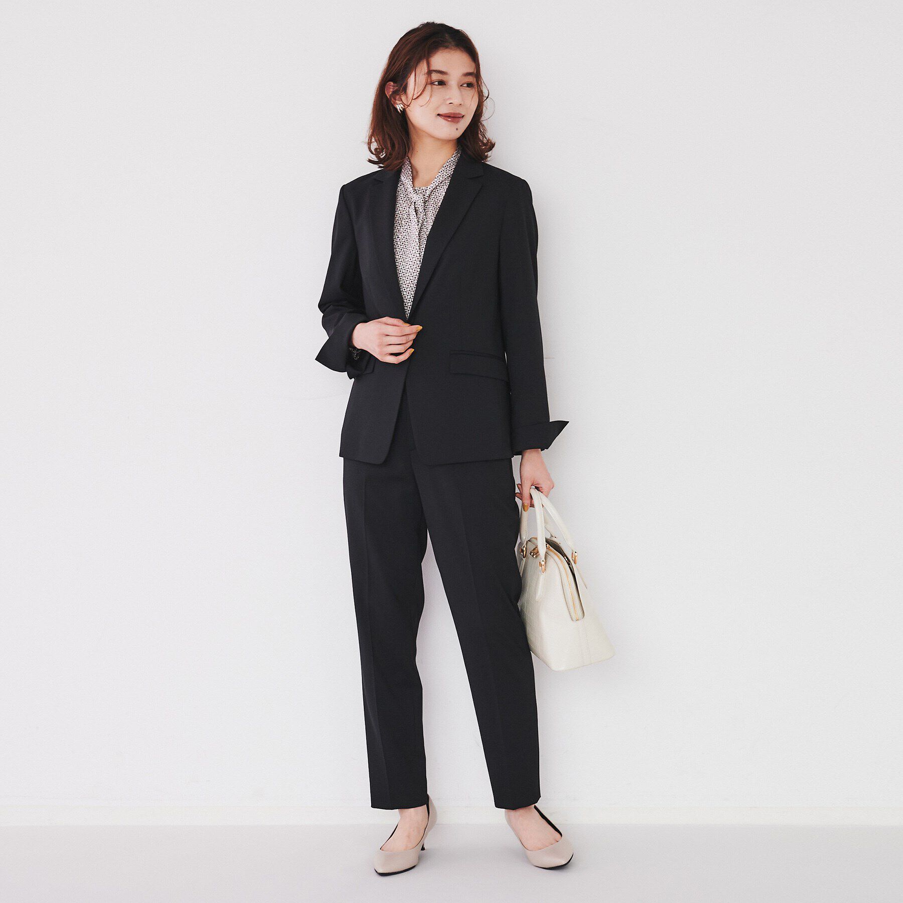 UNTITLED「【洗える通勤スーツ】レジェールギャバ ストレッチテーパードパンツ」|その他|