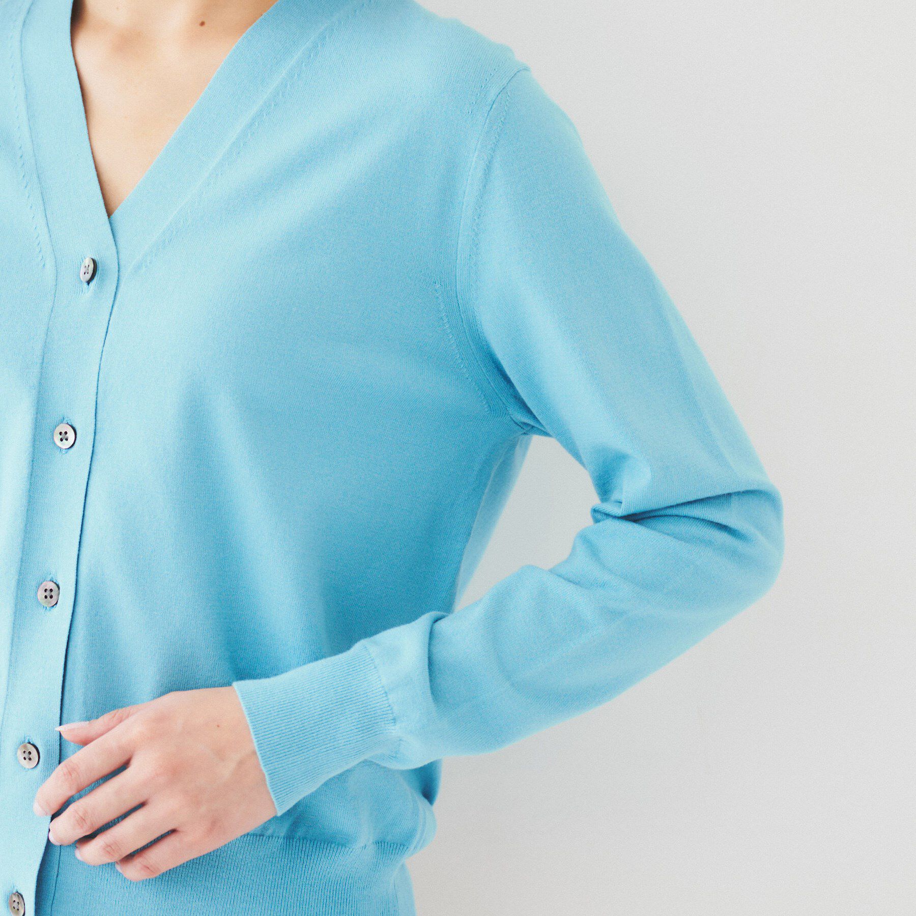 UNTITLED「【アンサンブル可能】配色Vネックカーディガン」|カーディガン|