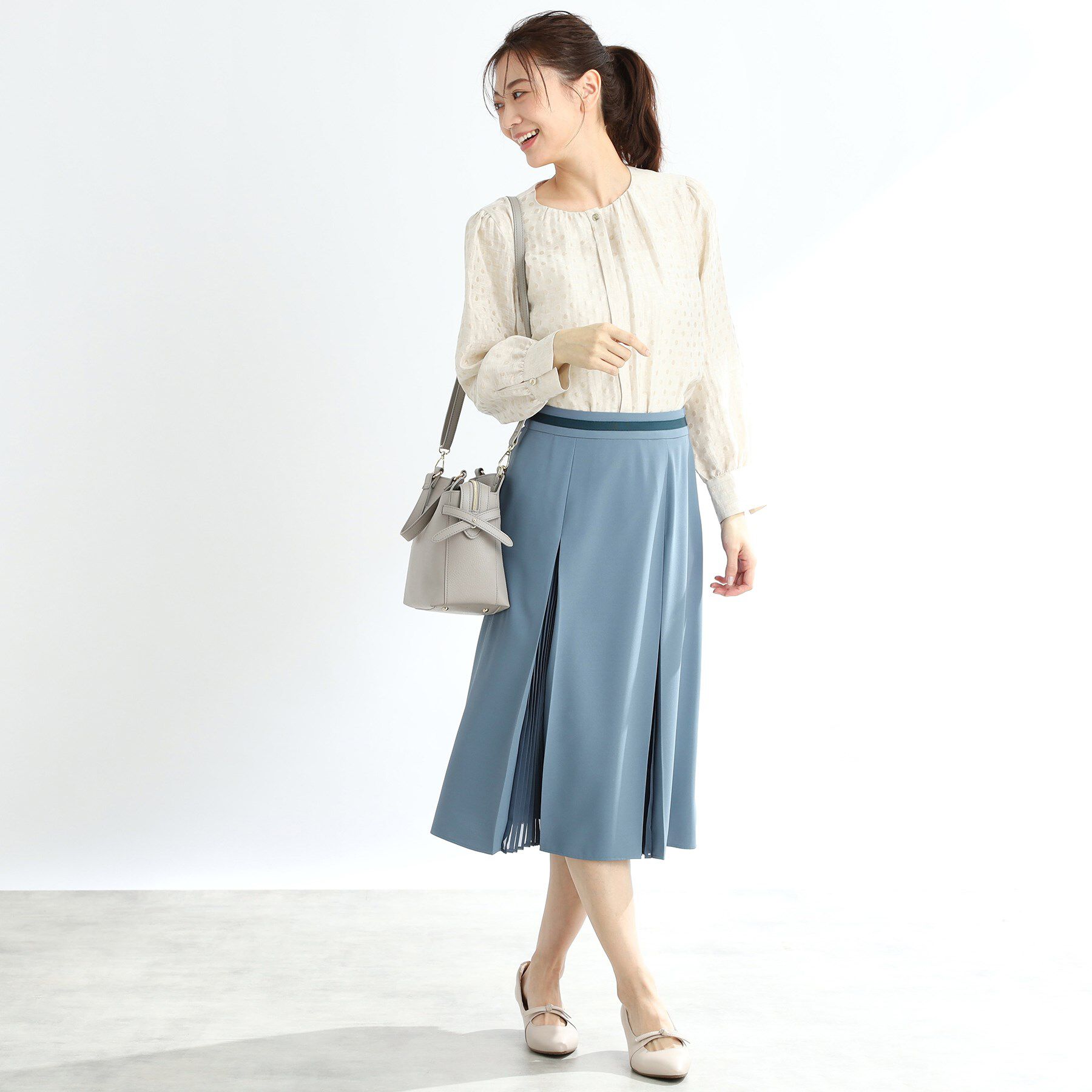 Reflect「【手洗い可】ドットジャカードブラウス」|シャツ・ブラウス|