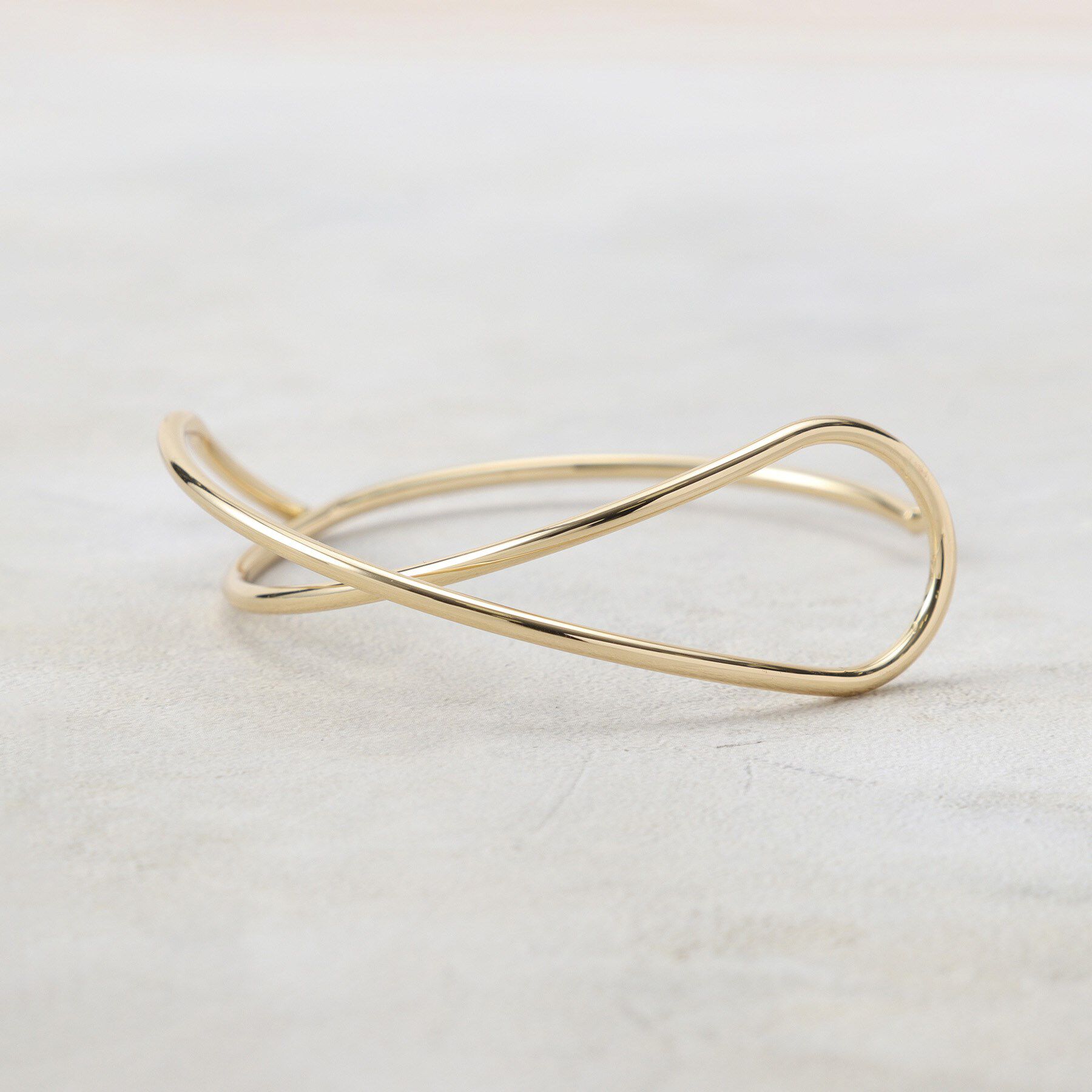 grove「クロスメタルバングル」|ブレスレット・バングル|