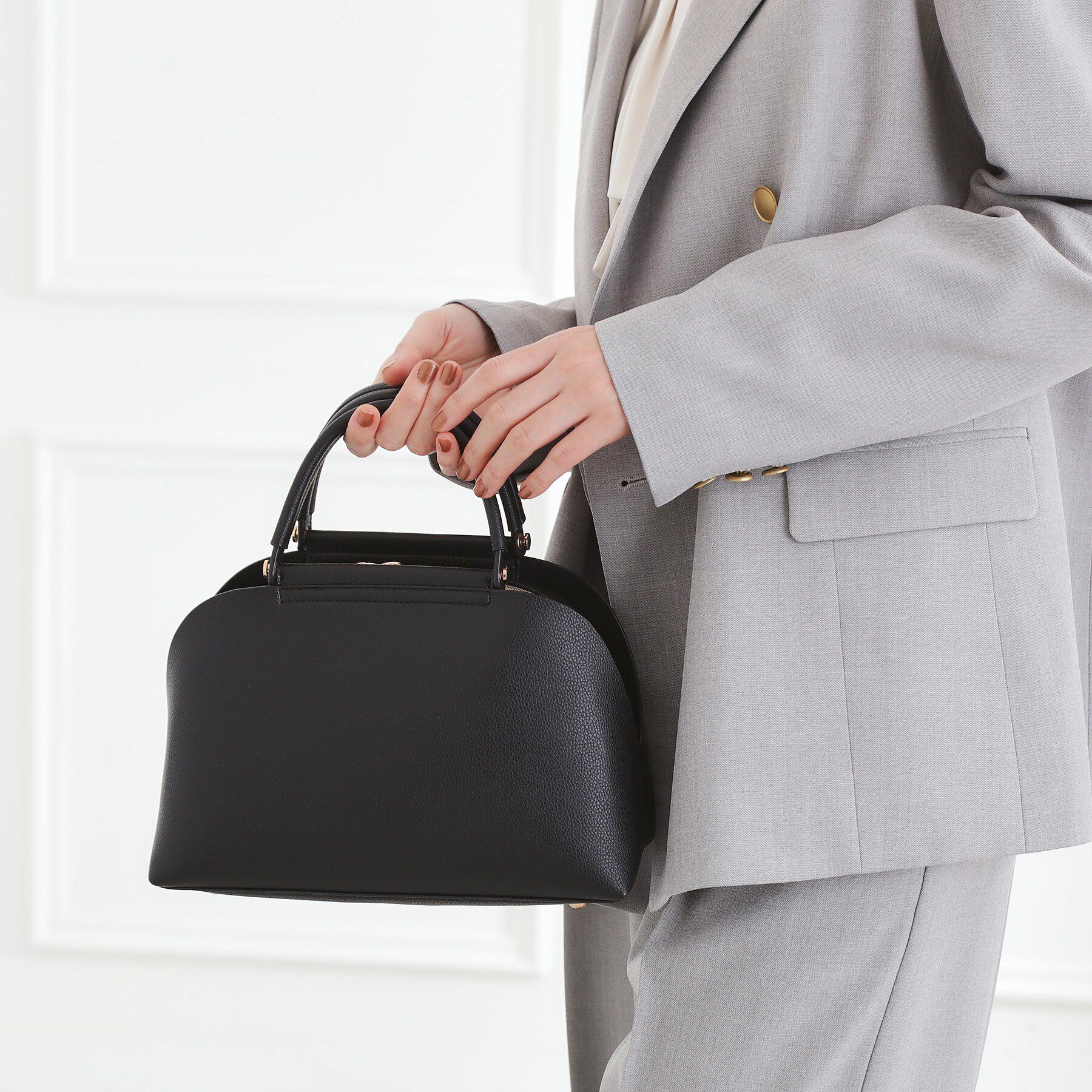 grove「【ハレの日にもデイリーにも】バーハンドルラウンド2WAYトート」|ハンドバッグ|ブラック(019)