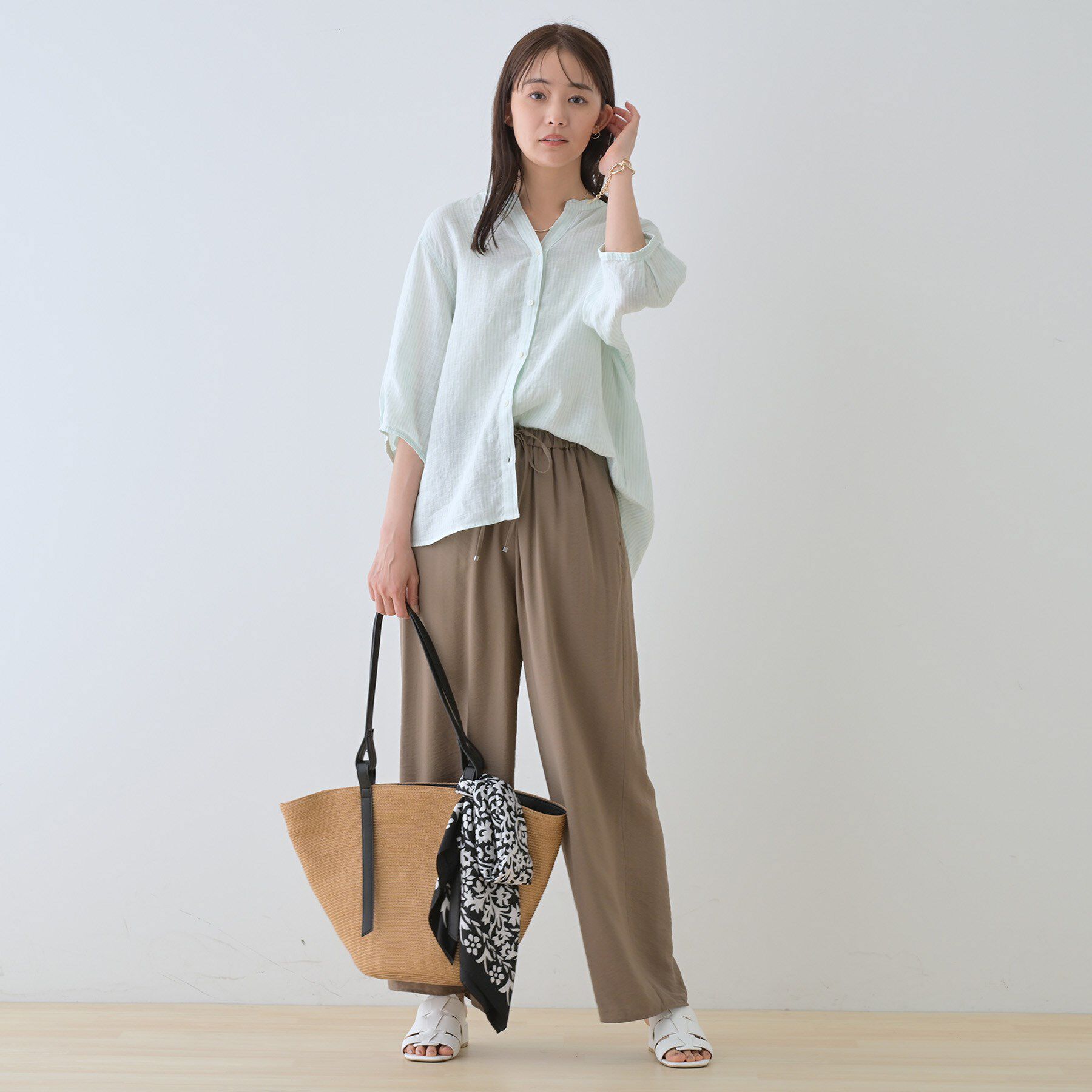 INDIVI「【毎年人気！／フレンチリネン】5分袖バンドカラーブラウス」|シャツ・ブラウス|