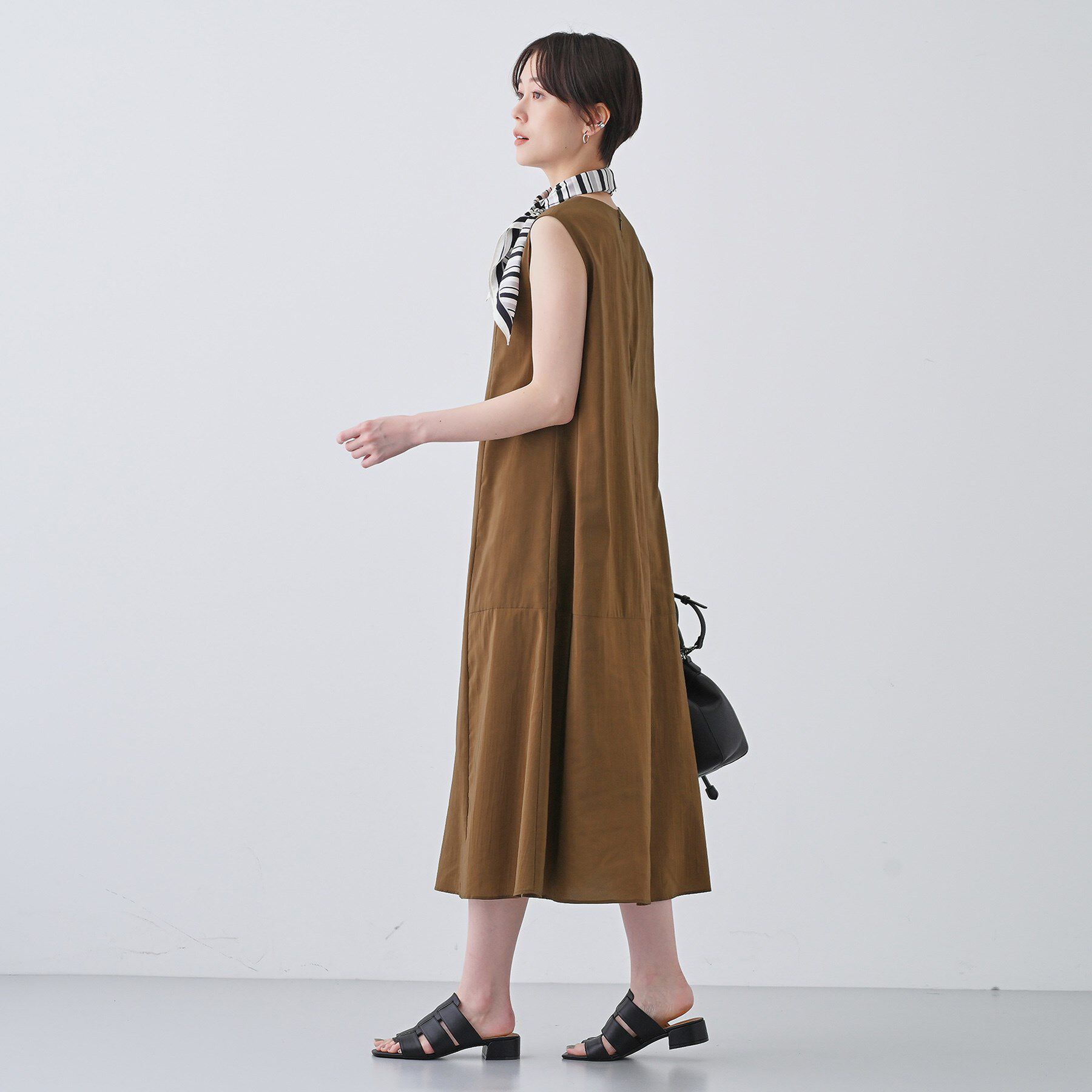 INDIVI「【通気性◎撥水／接触冷感／UVケア】フレアワンピース」|ワンピース|