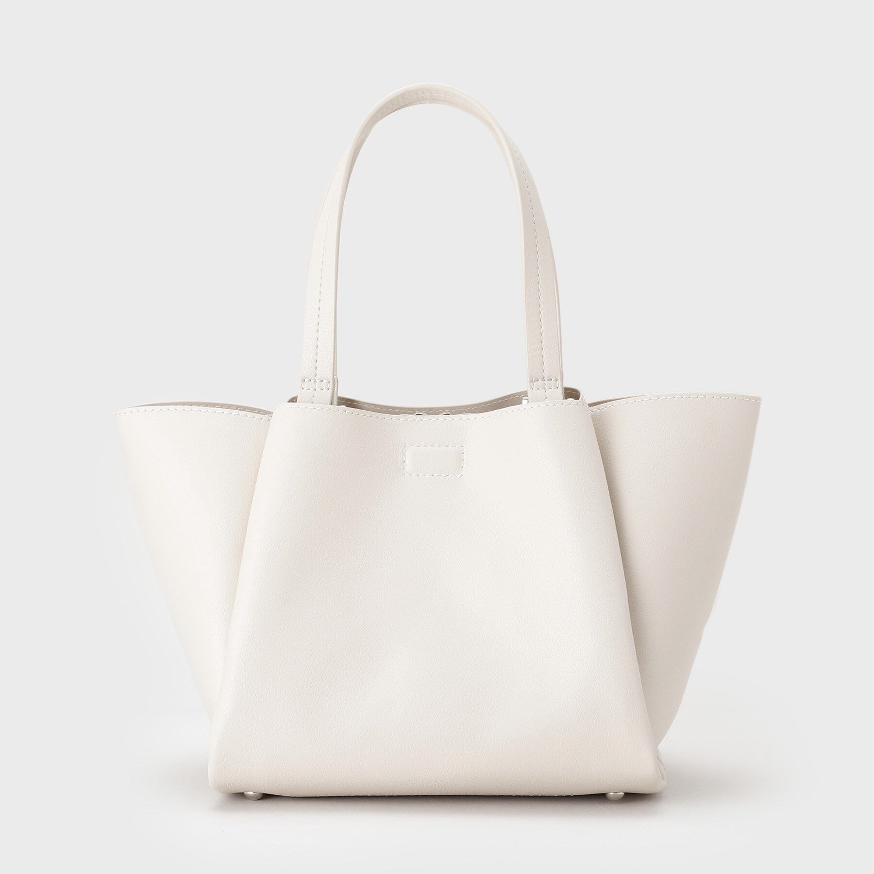 INDIVI「【ミドルサイズ／合皮】キャリアタックバッグ」|ハンドバッグ|