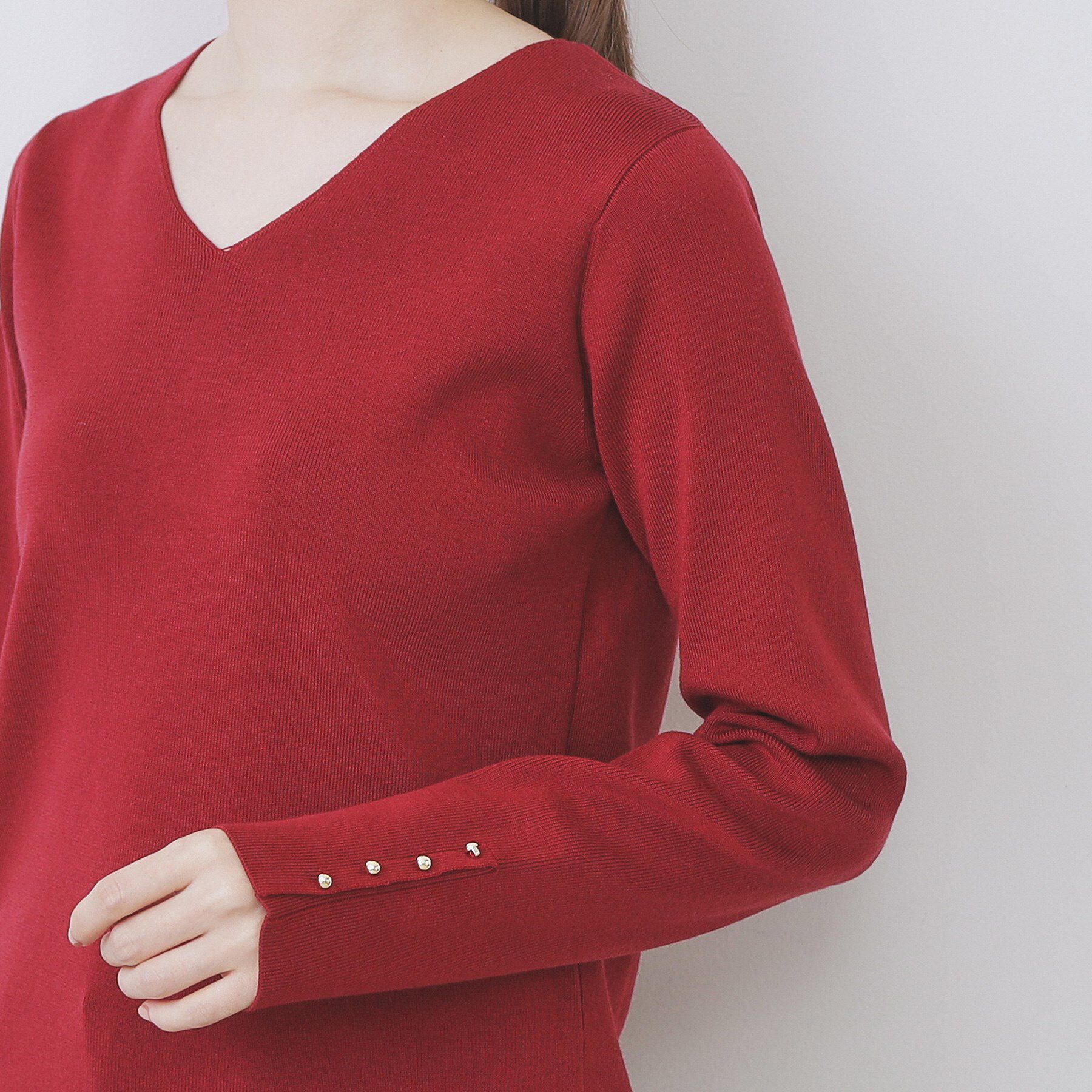 index「ゴールドボタンVネックニット【洗濯機OK】《6col》」|ニット・セーター|