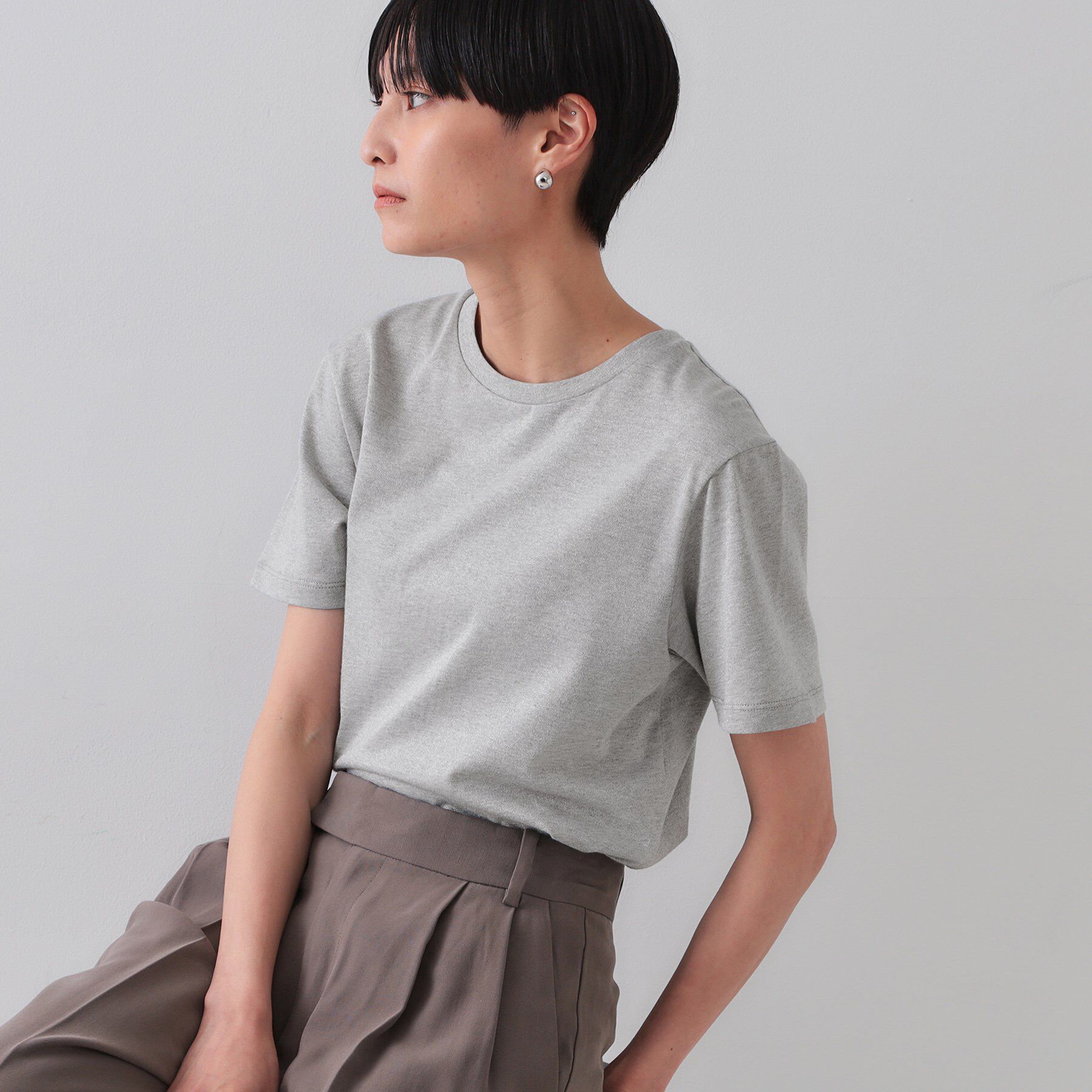 OPAQUE.CLIP「ラメベーシックTシャツ【洗濯機洗い可】」|Tシャツ・カットソー|グレー(612)