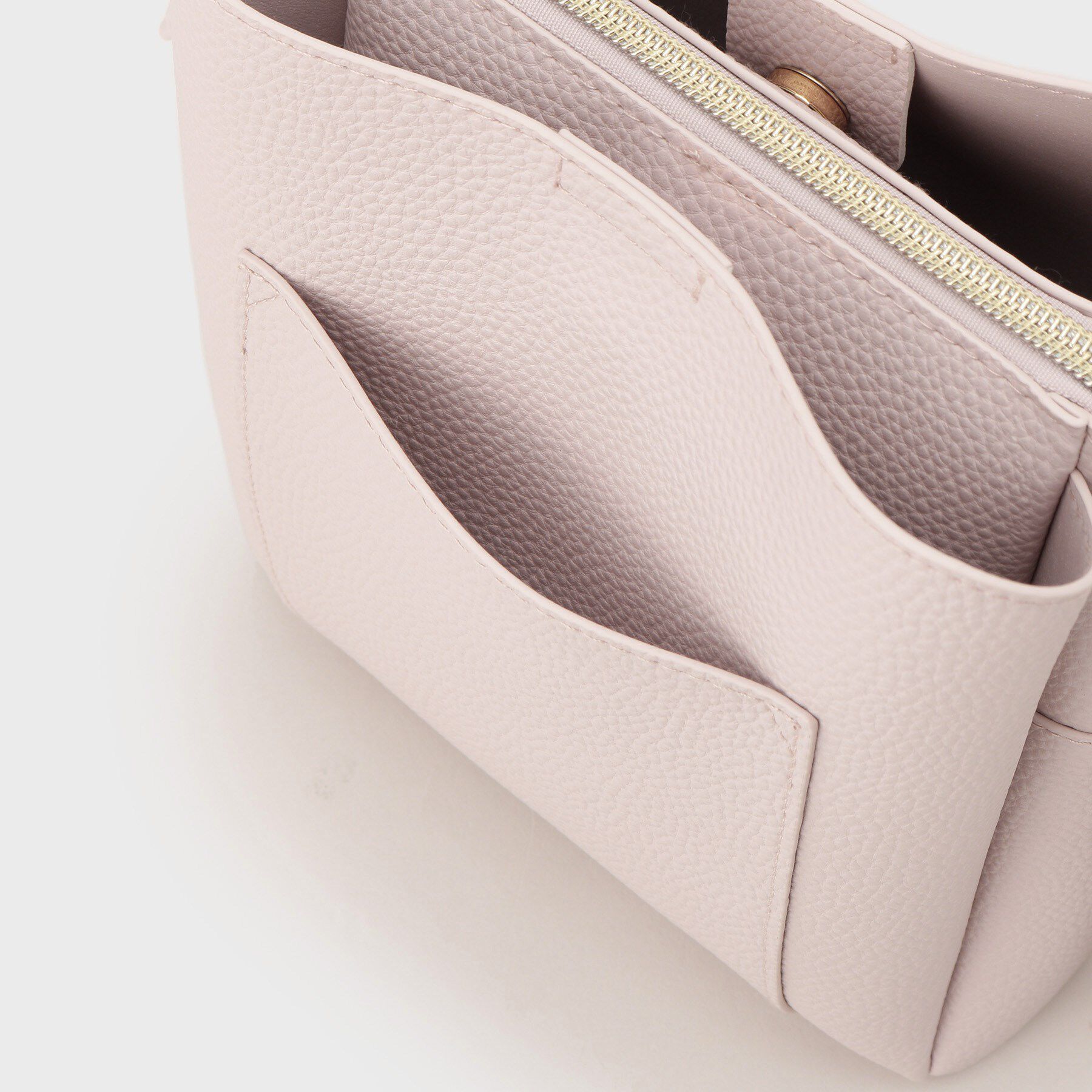 OPAQUE.CLIP「シュリンク合皮3層ミニショルダーバッグ【軽量／長さ調整可能】」|ショルダー・メッセンジャー|