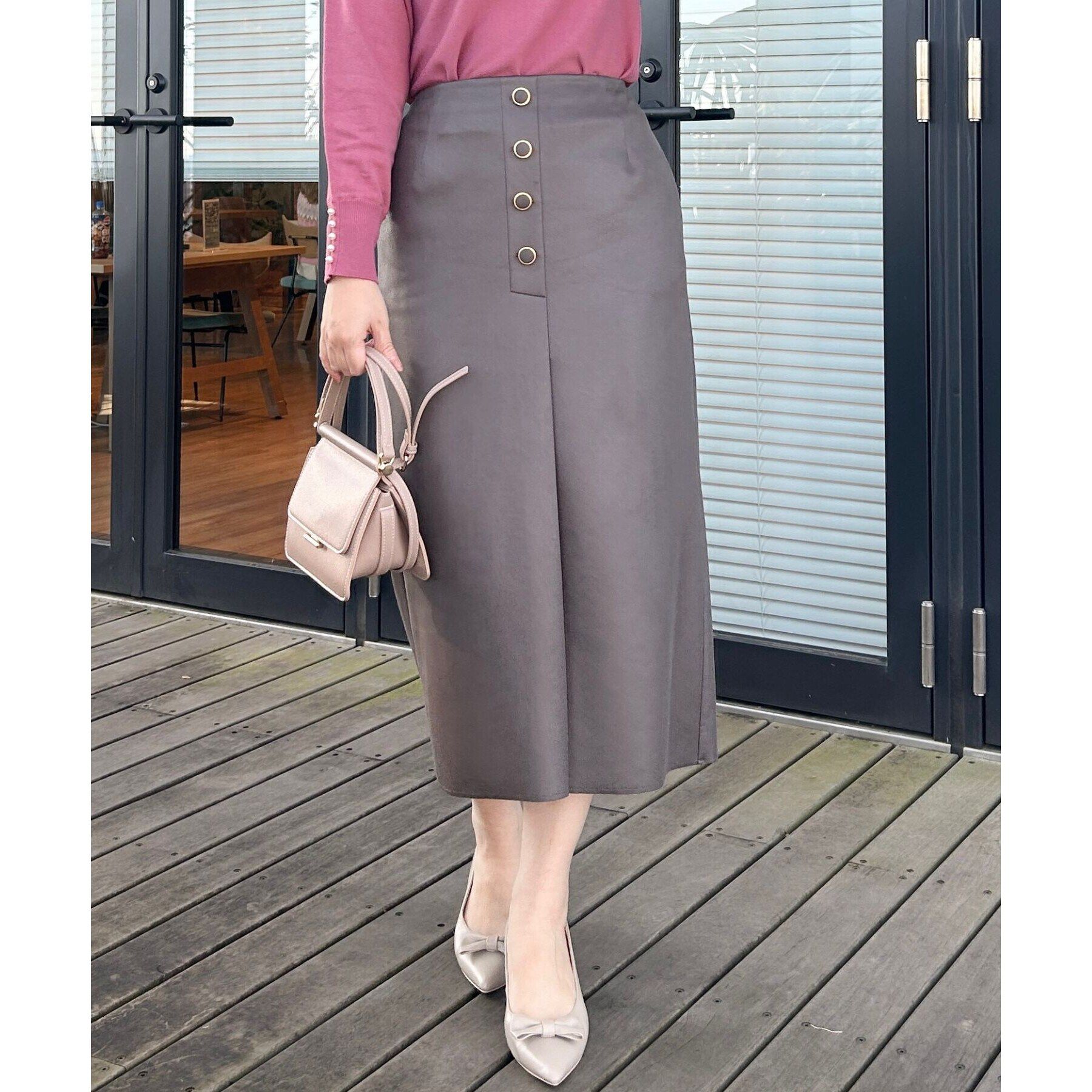Couture broach「【体のラインを拾いにくい・お仕事にも】マシュマロスエード調タイト」|スカート|