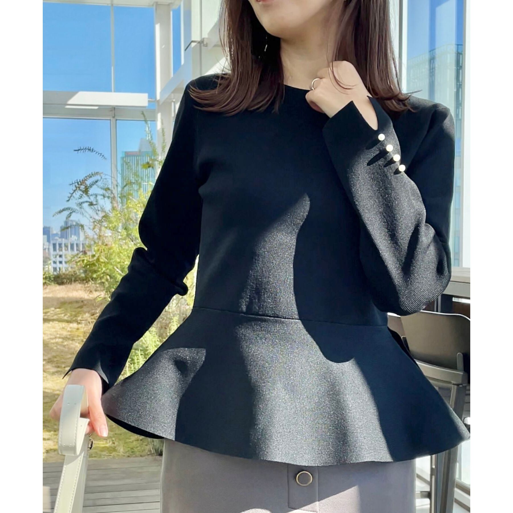 Couture broach「【大人可愛い・通勤】バックパール調ペプラムニット」|ニット・セーター|
