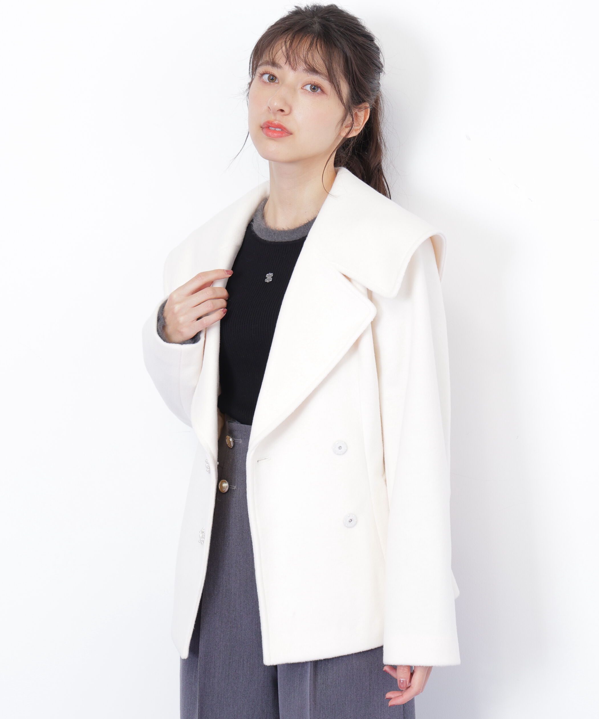  「ビジュー釦ビッグカラーショートコート」|その他|エクリュ