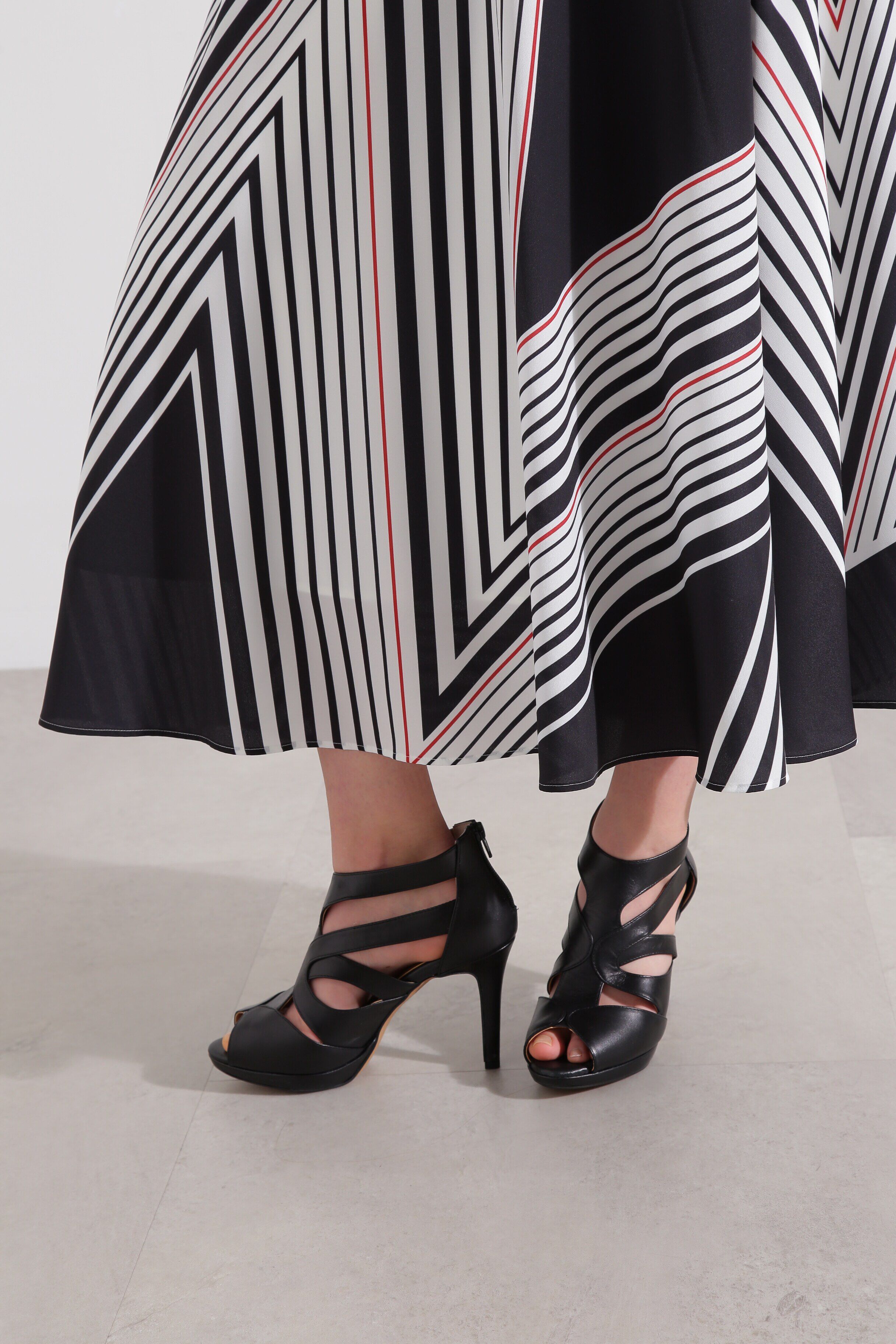  「◆トライアングルボーダープリントスカート」|スカート|