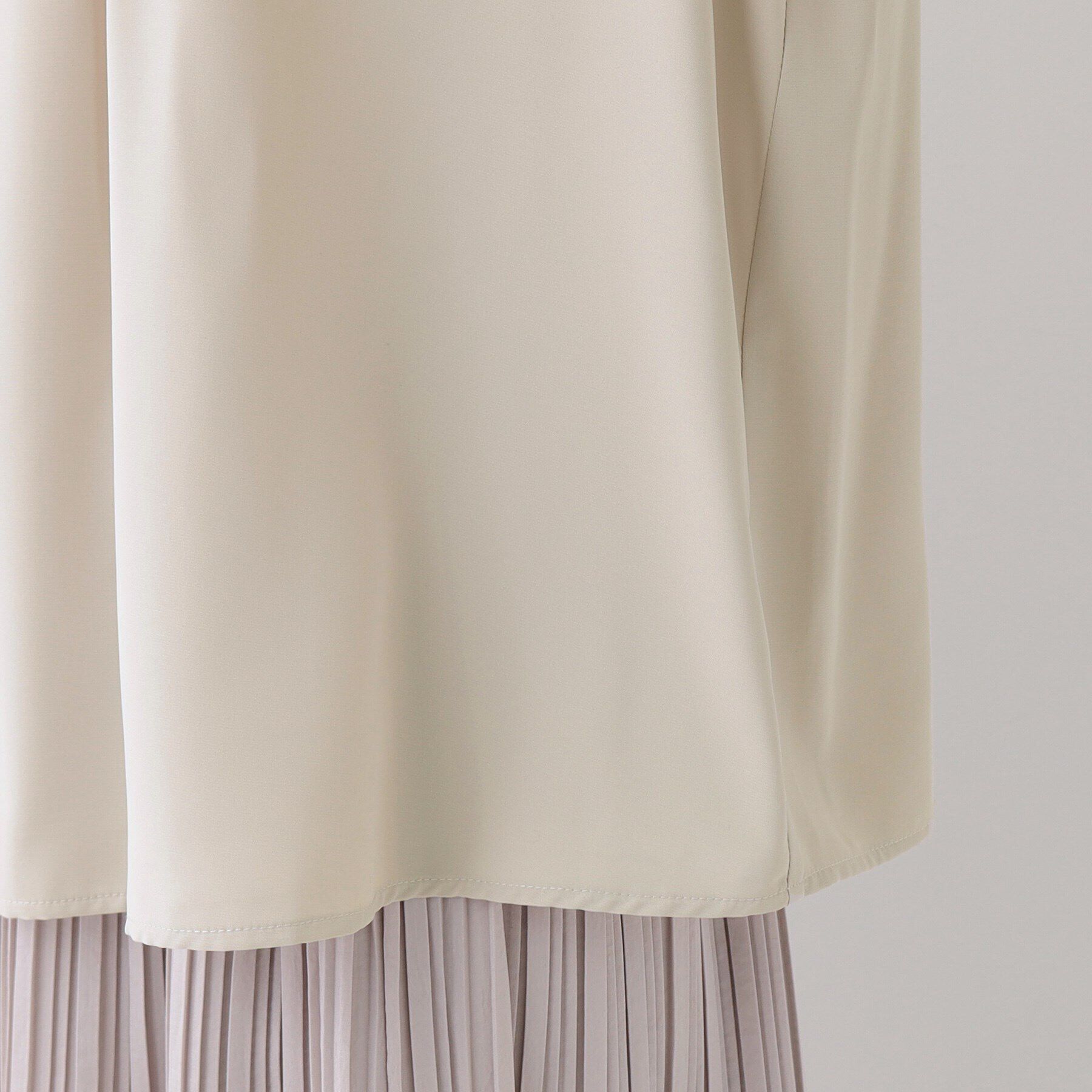 SHOO･LA･RUE「【S-3L/洗える/セレモニー】さらり軽やか スタンドカラー フリルブラウス」|シャツ・ブラウス|