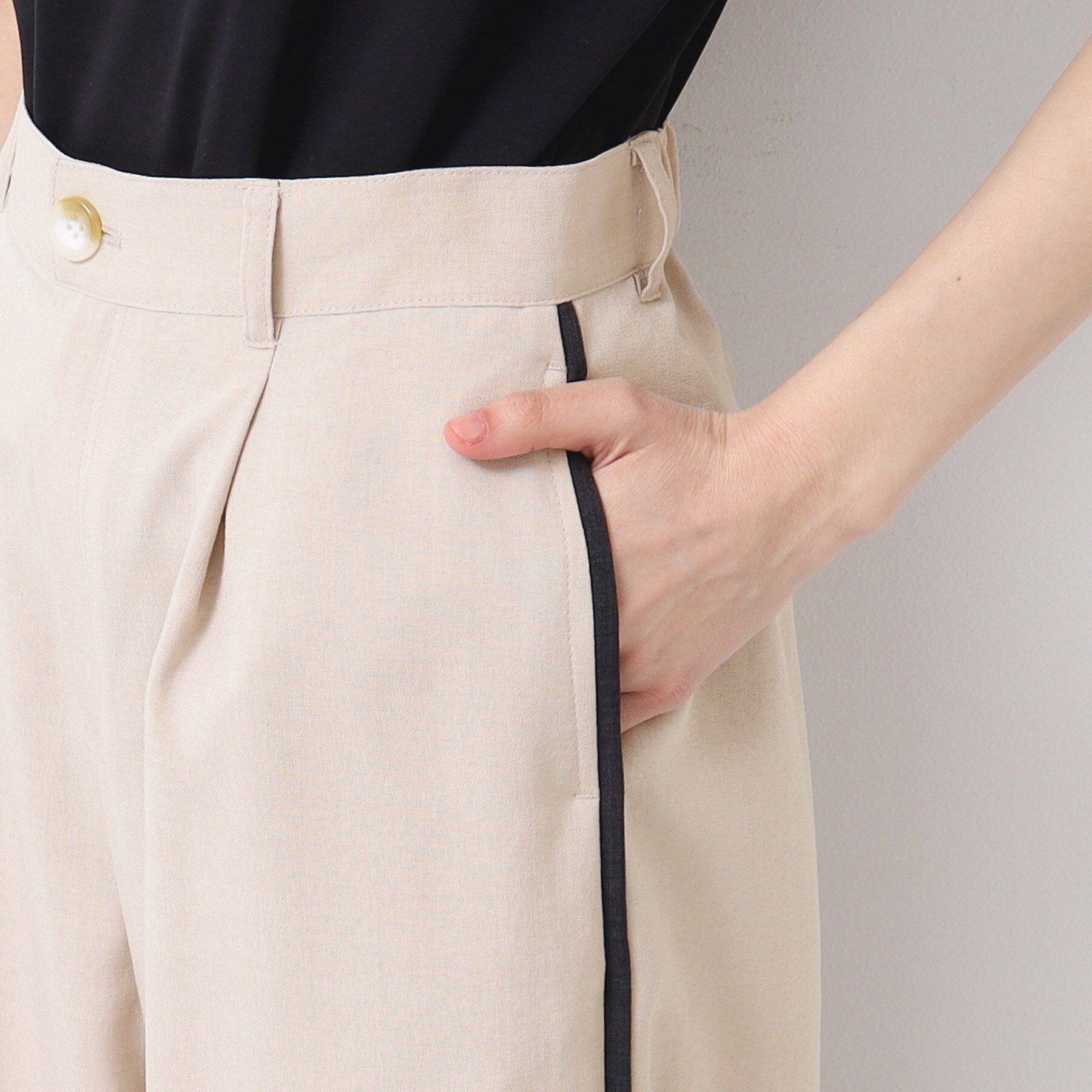 Dessin「【セットアップ可能・洗える】タック入りワイドパンツ（S～L）」|その他|