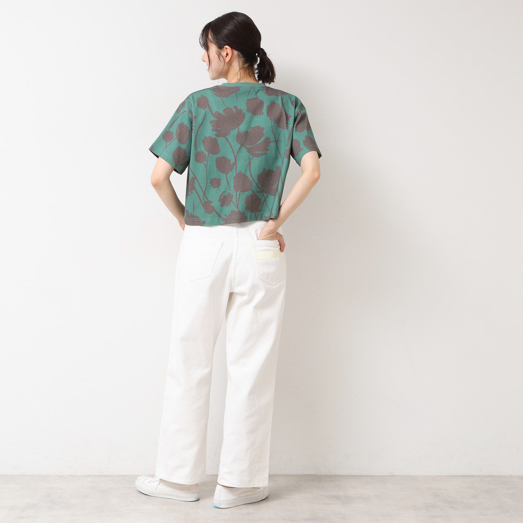 Dessin「【リンクコーデ・洗える】フラワープリントTシャツ」|Tシャツ・カットソー|