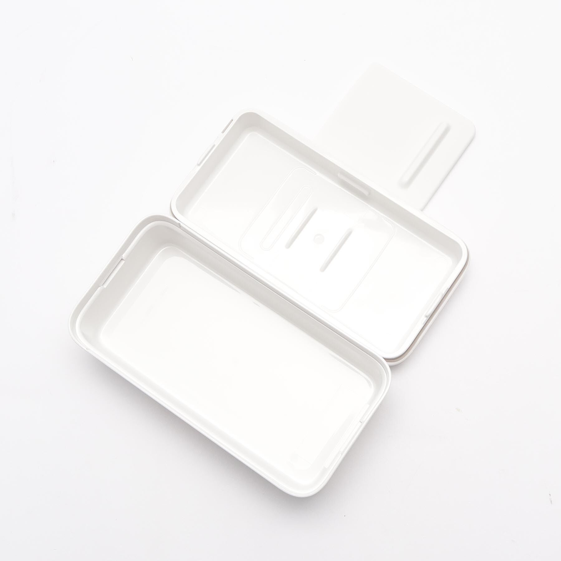 212 KITCHEN STORE「バターケース WH K776 ＜marna マーナ＞」|食器・キッチングッズ|