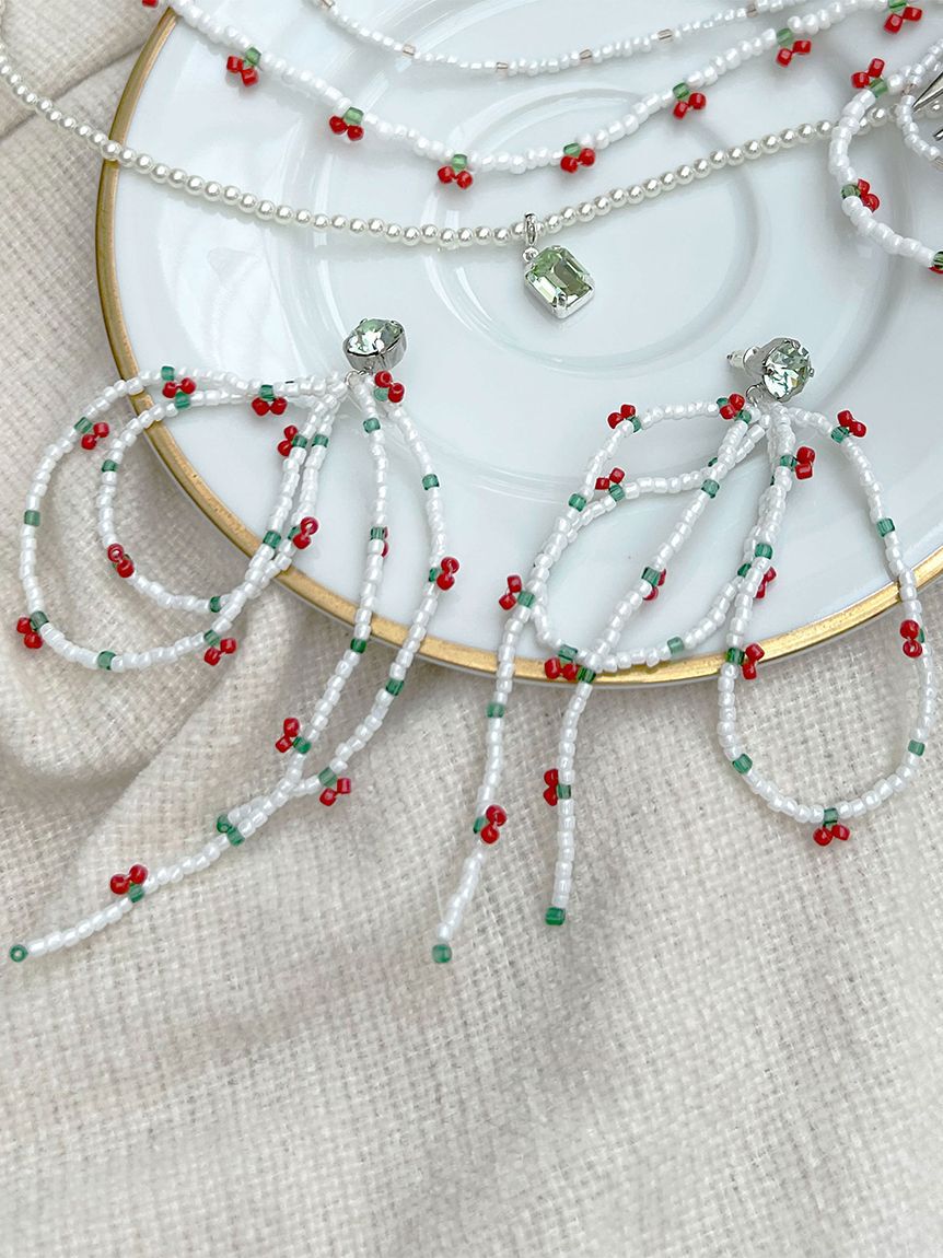 LILY BROWN「フルーツビーズピアス」|ピアス|RED