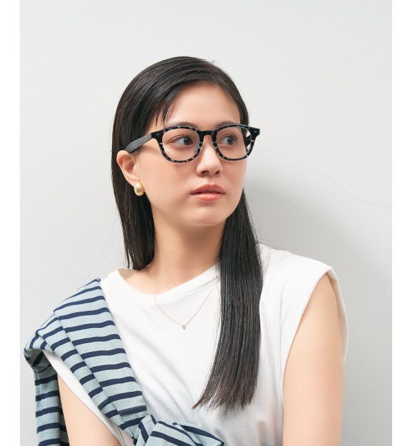  「ウェリントン型 調光サングラス レンズの色が変わるサングラス Zoff | YURIE OUTDOOR EDITION」|サングラス|