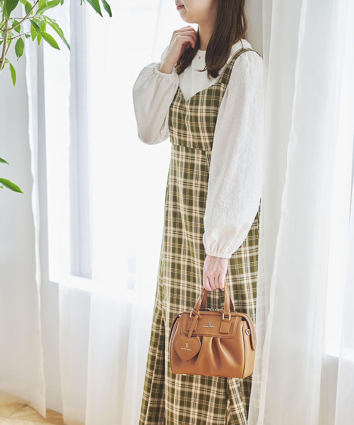 Samantha Thavasa「サマンサアンビシオン[Revival Collection]」|ハンドバッグ|キャメル