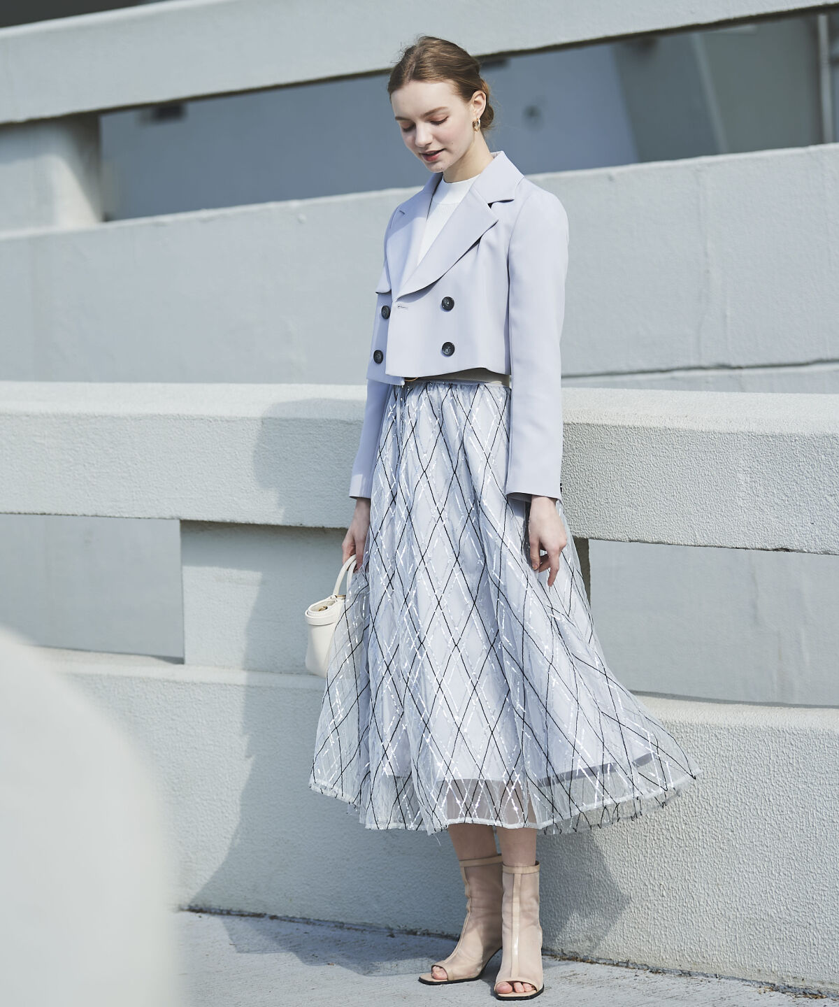 アンドクチュール「ダブルクロスショートトレンチ」|トレンチコート|