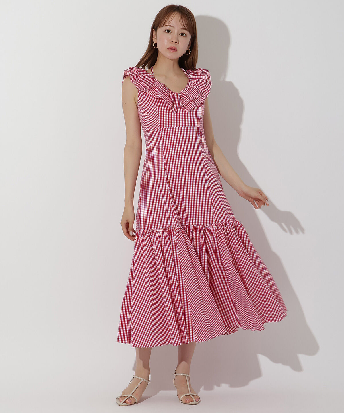 アンドクチュール「ギンガムフリルノースリワンピース」|ワンピース|