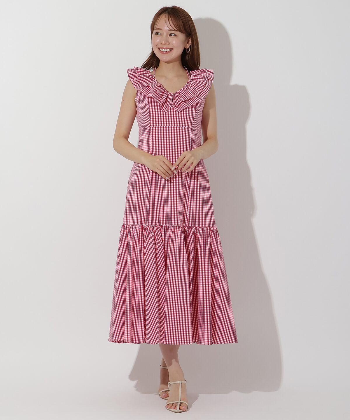 アンドクチュール「ギンガムフリルノースリワンピース」|ワンピース|