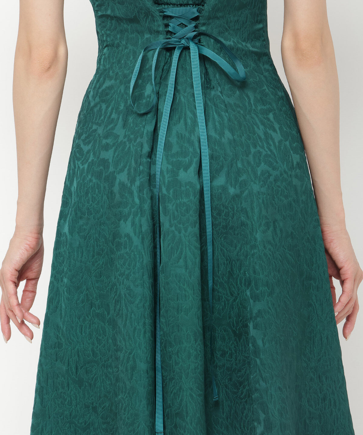 アンドクチュール「フリルチュールショルダーフレアドレス」|ドレス|