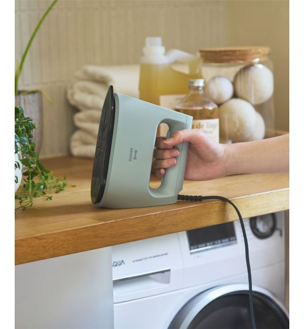 BRUNO「衣類スチーマー」|電化製品|