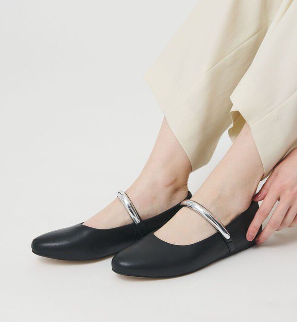 BEAUTY&YOUTH UNITED ARROWS「【別注】＜MOHI...＞メタルバーベルト フラットシューズ」|ローファー|