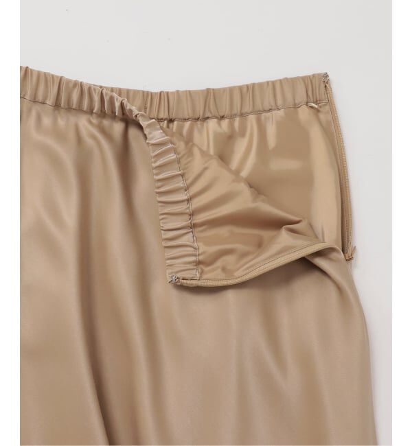 SLOBE IENA「《ブラックのみWEB限定/追加2》グロッシーサテンフレアスカート」|スカート|