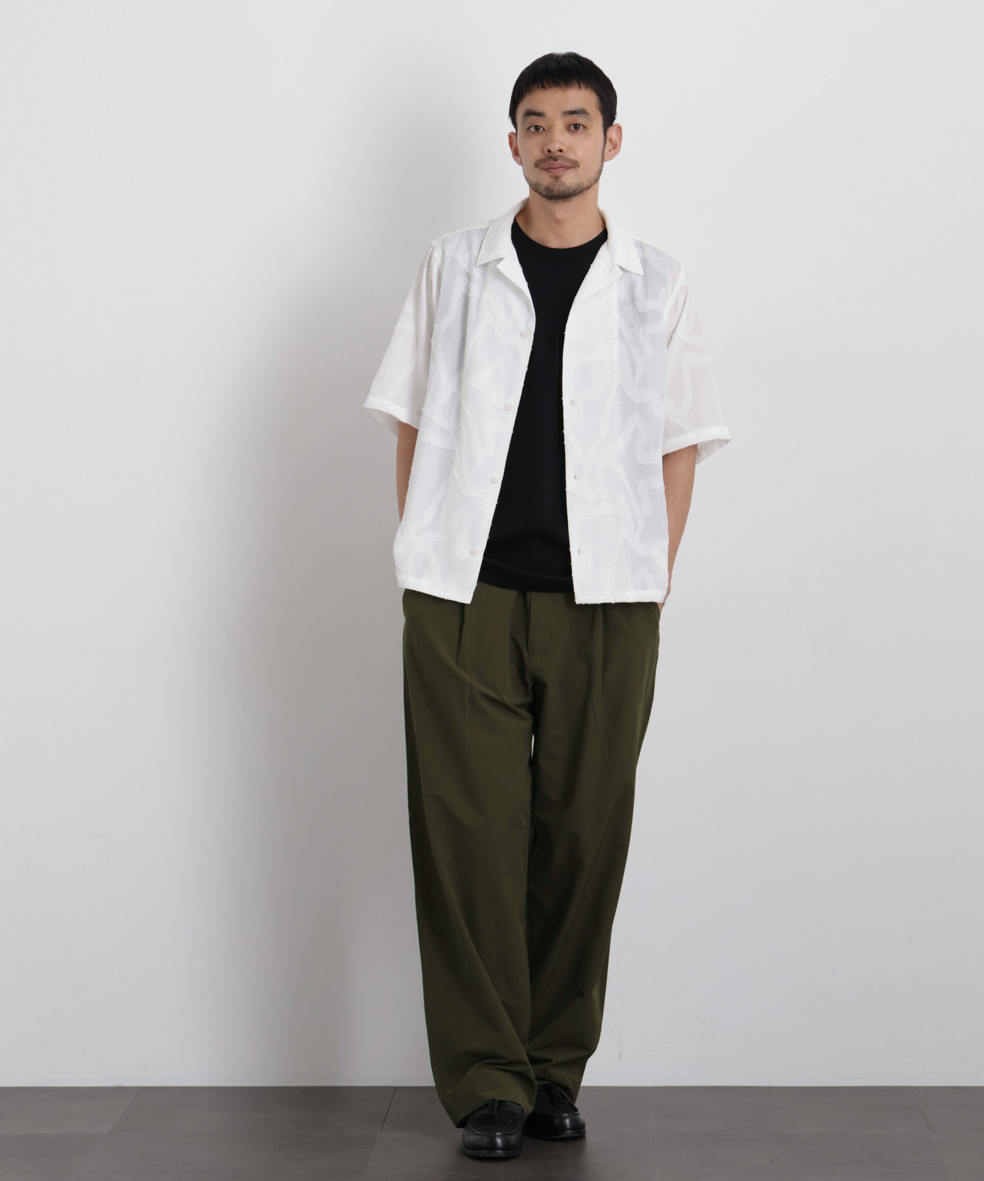 nano･universe「ストレッチワイド イージーパンツ」|チノ|