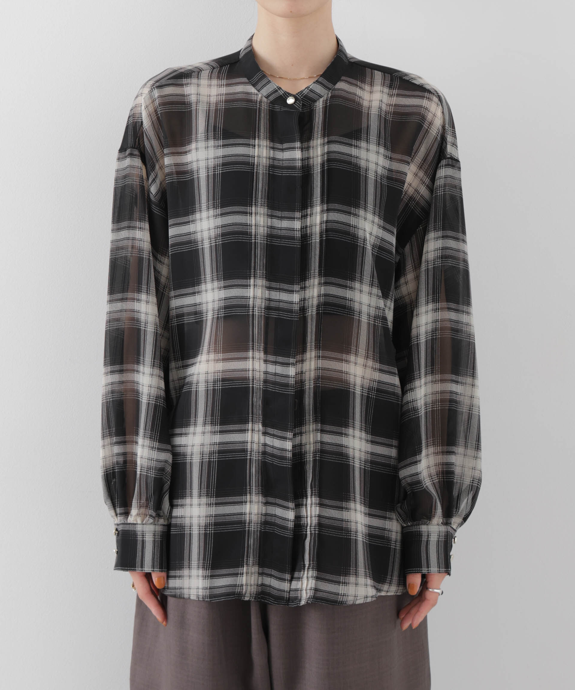 nano･universe「シアーチェックプリントピンタックスタンドカラーブラウス」|シャツ・ブラウス|