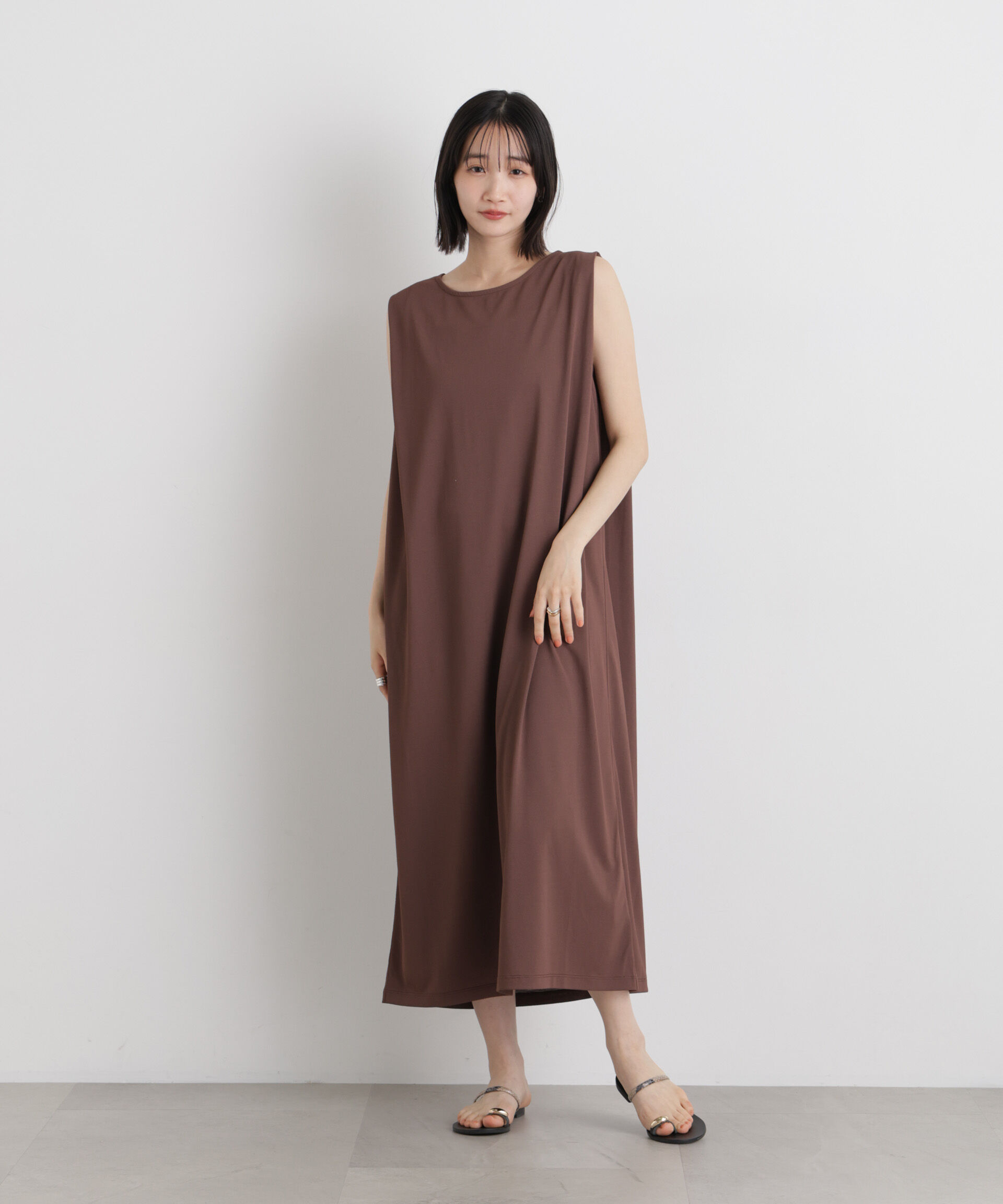 nano･universe「汗隠糸加工&多彩機能カットソー素材 タックスリーブワンピース」|ワンピース|