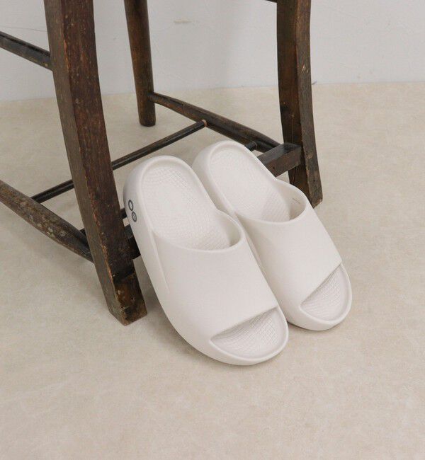 fredy emue「【OOFOS/ウーフォス】OOahh＋」|サンダル|