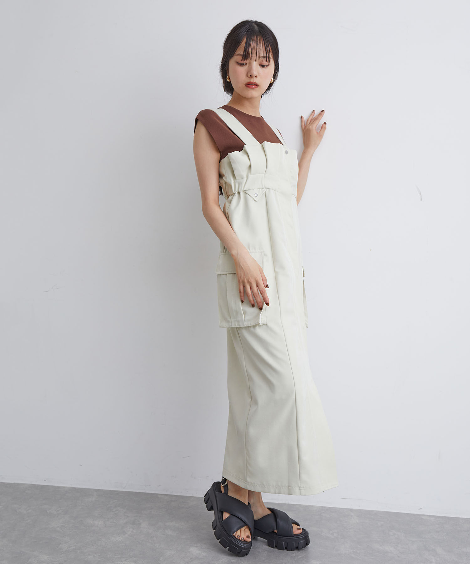 VIS「ミリタリービッグポケットジャンパースカート」|ジャンパースカート|