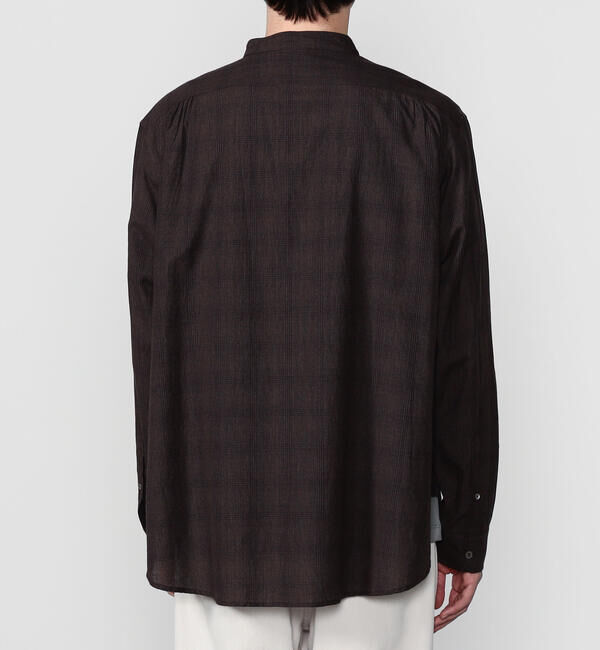  「INDIA INDUSTRY | ファインラインチェック バンドカラーシャツ MEN」|シャツ・ブラウス|