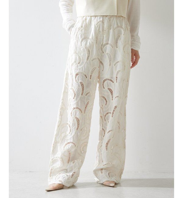  「【WEB限定】エンブロイダリーパンツ」|チノ|
