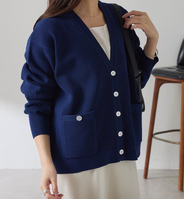  「ツヤボタンカーディガン」|カーディガン|
