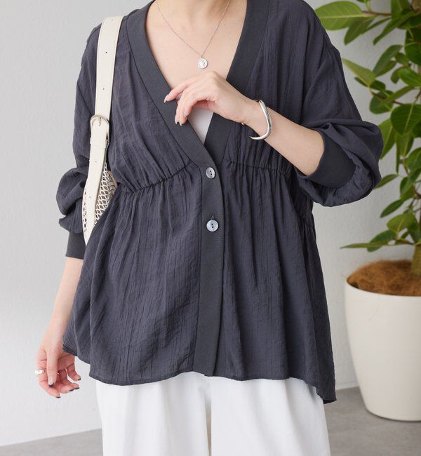  「《1枚で着映える》ギャザー切替シアーシャツカーディガン」|カーディガン|チャコールグレー