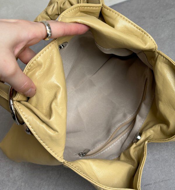  「フリルハンドルハートチャーム付トート」|トートバッグ|