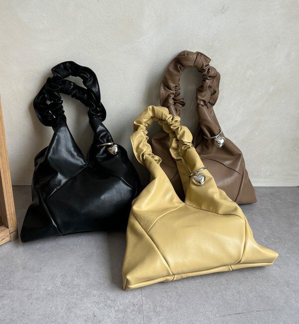  「フリルハンドルハートチャーム付トート」|トートバッグ|