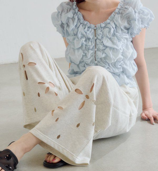  「【新色追加/2サイズ展開/低身長サイズ】カットアウトスウェットパンツ」|チノ|アイボリー