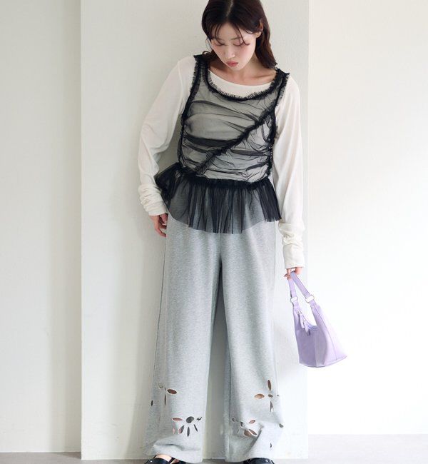  「【新色追加/2サイズ展開/低身長サイズ】カットアウトスウェットパンツ」|チノ|