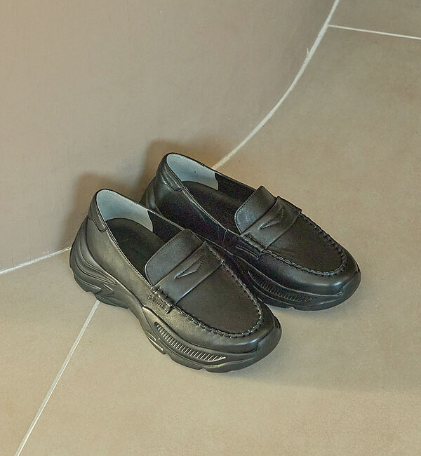 AU BANNISTER「【軽量】ローファーモチーフスニーカー」|ローファー|ブラック