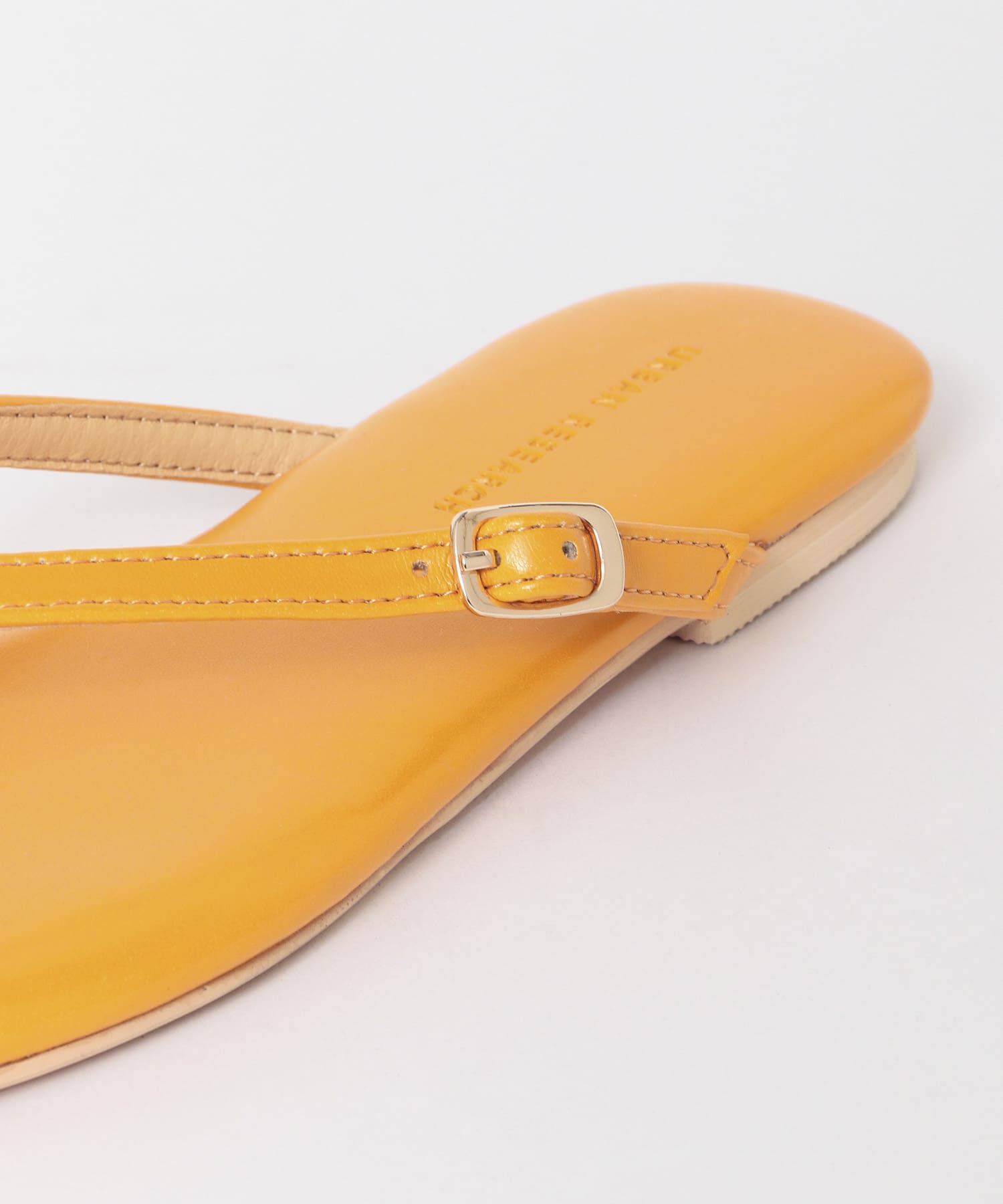 URBAN RESEARCH「スクエアトゥトングサンダル」|サンダル|