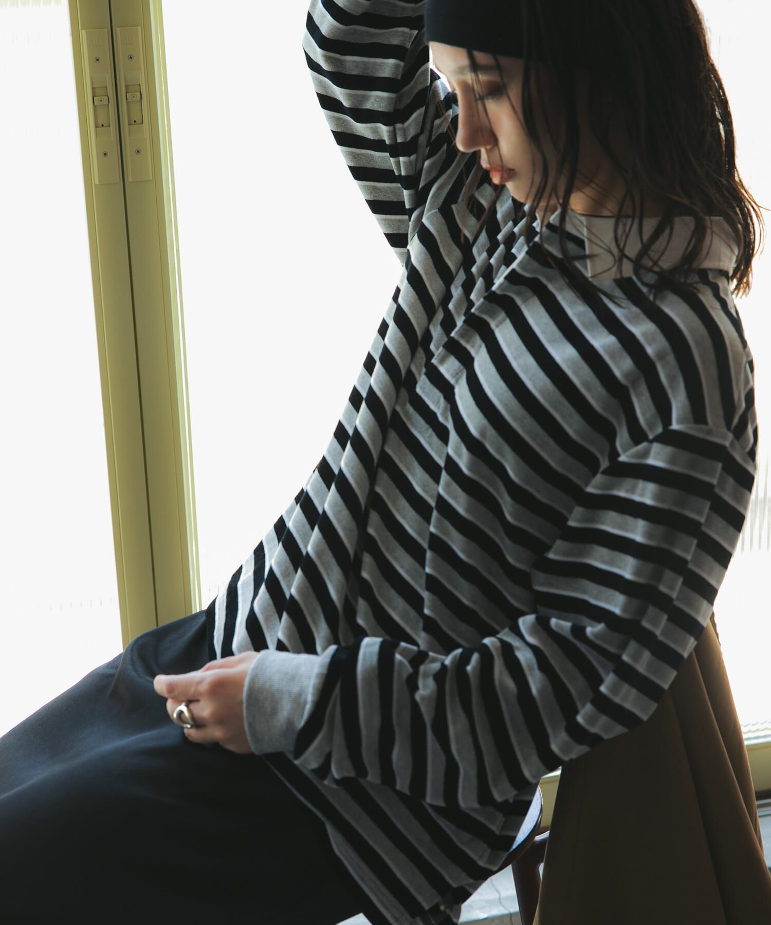 URBAN RESEARCH「『UR TECH』ベロアボーダーラガーシャツ」|Tシャツ・カットソー|グレー系その他