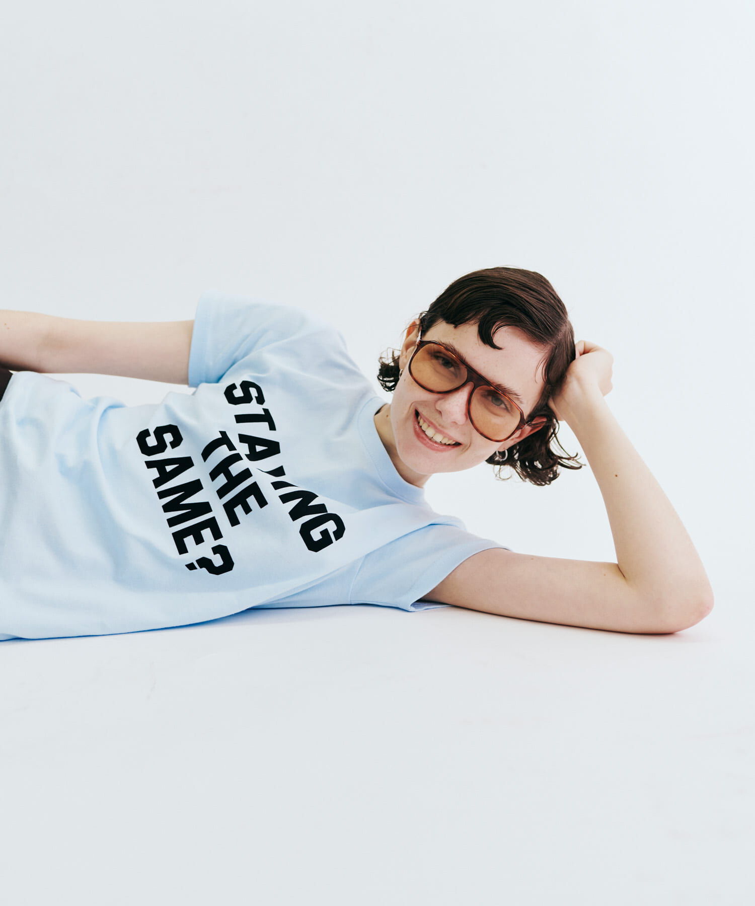 URBAN RESEARCH「Teya　Flock Letter T-shirts」|Tシャツ・カットソー|ブルー系その他